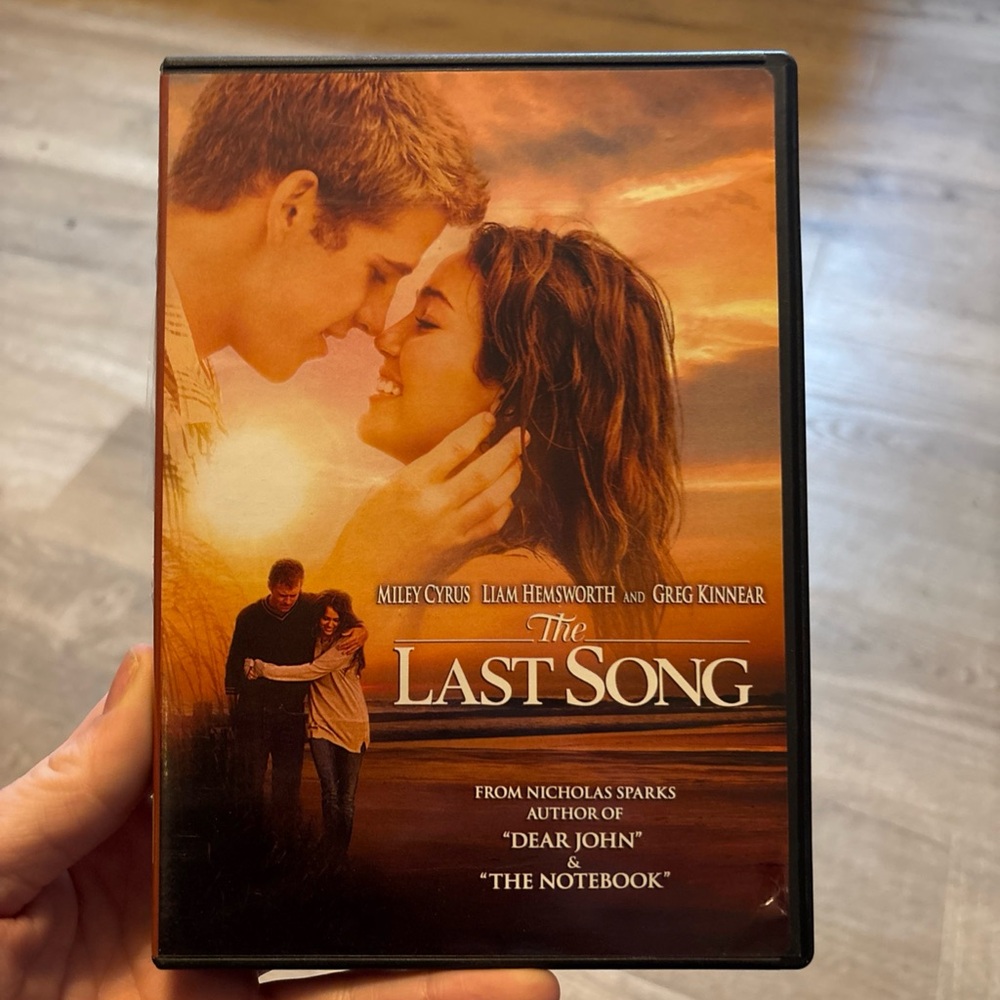 The Last Song DVD - Black Case